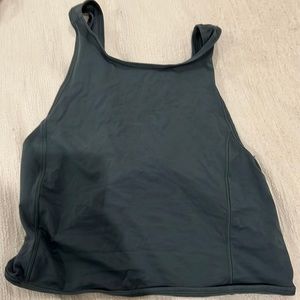 Lululemon tank crop top